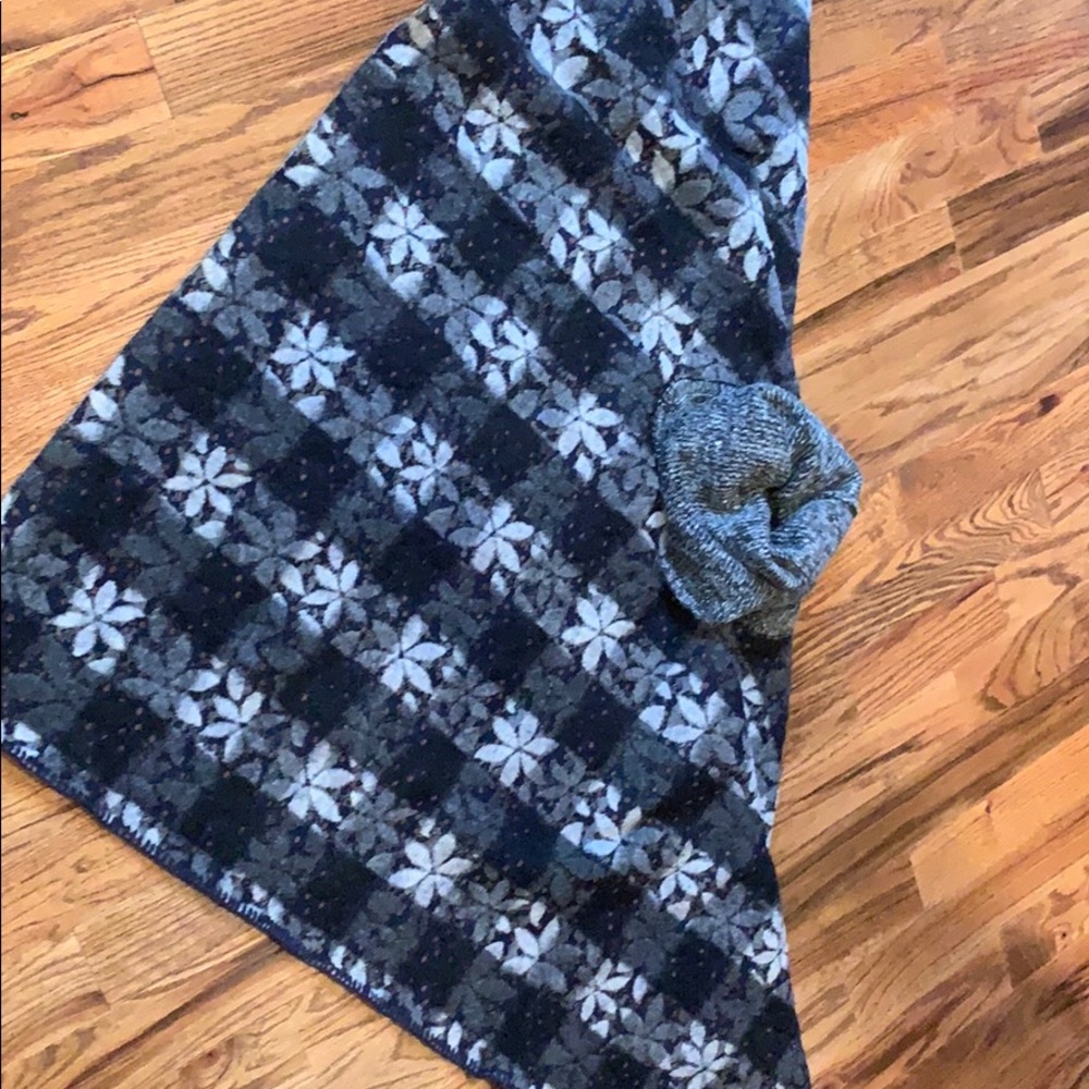 Anthropologie poncho